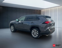 Welcome to Belleville Toyota! . Engine: 4 Cylinder Engine 2.5L L/100Km City: 8.8 L/100Km Hwy: 7.1 Sa... (image 7)