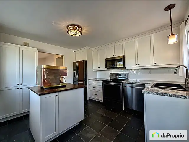 $534,900 - Split Level for sale in Vaudreuil-Dorion in Houses for Sale in West Island - Image 3