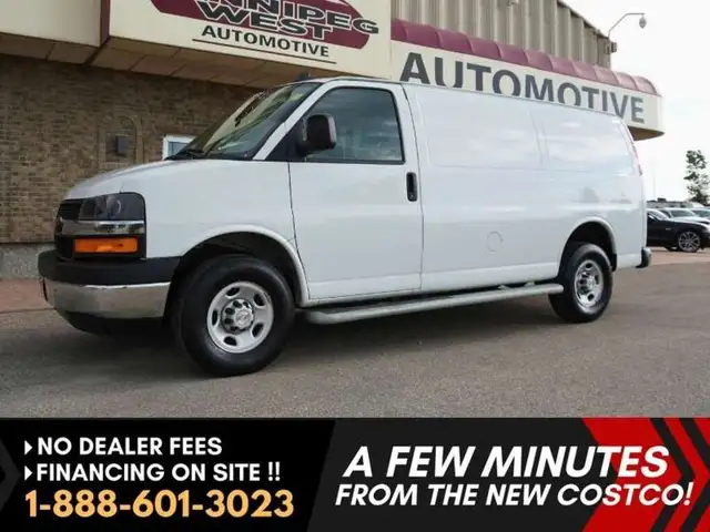 2024 Chevrolet Express ONLY 23,000 KMS!!! LIKE NEW