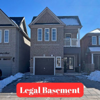 ✨IMMACULATE 3 BEDROOM DETACHED HOME WITH LEGAL BASEMENT!