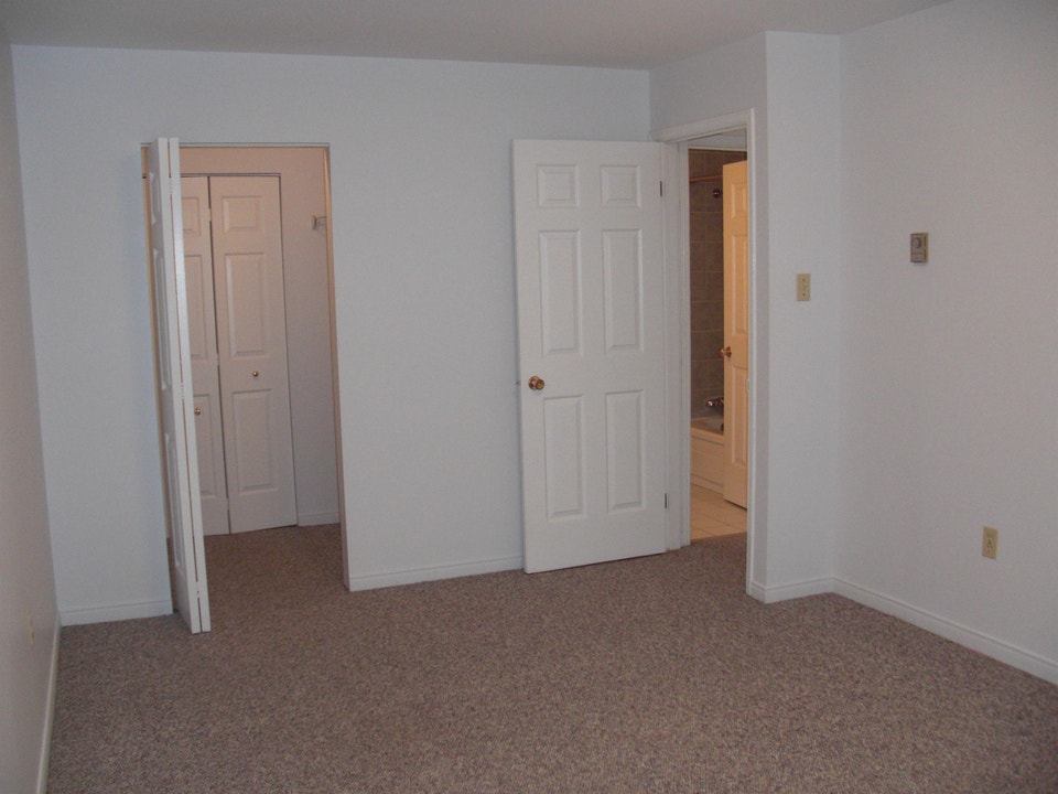 Stunning Two Bedroom Apartment in the Heart of Dartmouth 4