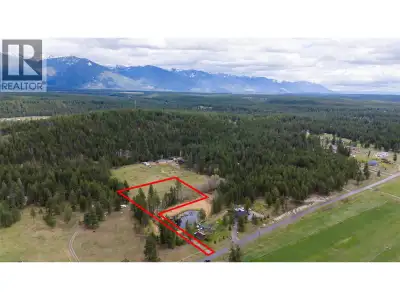 Located in the heart of the sunny South Country, this private 2.5-acre lot in Baynes Lake offers a r...