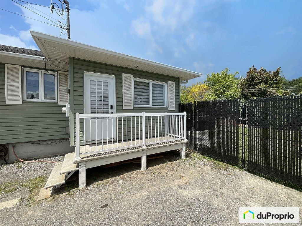 $525,000 - Bungalow for sale in St-Hyacinthe — photo 2