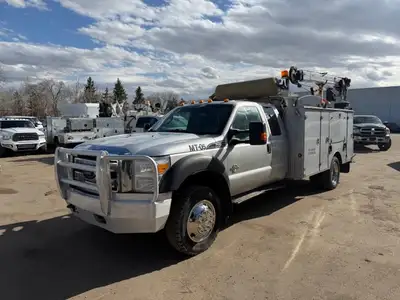 2015 Ford F-550 XLT Service Truck 6.7L Powerstroke Diesel 4x4 Automatic Transmission Extended Cab Po...