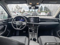 This Volkswagen Jetta boasts a Intercooled Turbo Regular Unleaded I-4 1.5 L/91 engine powering this... (image 9)