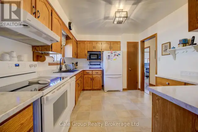 456 OJIBWAY STREET Woodstock (Woodstock - North), Ontario in Houses for Sale in Woodstock - Image 11