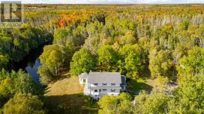 This unique residential complex is located in the popular tourist area of Murray Harbour, on a 20 ac...