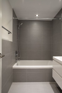 Akelius two bedroom apartment for rent. Located near Doctor Penfield in the Downtown - McGill neighb... (image 4)