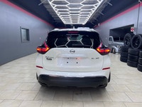 The 2021 Nissan Murano AWD SL in an elegant White finish offers exceptional balance and control with... (image 7)