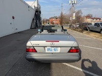All vehicles come with a full vehicle History Report, ask to see it! 1994 mercedes e 320 convertible... (image 4)
