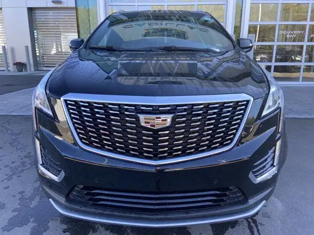 2022 Cadillac XT5 Premium Luxury in Cars & Trucks in Calgary - Image 3