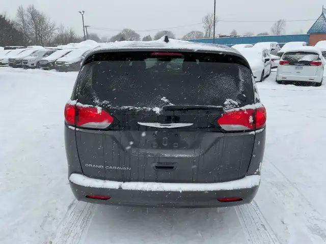 2023 Chrysler Grand Caravan SXT in Cars & Trucks in Ottawa - Image 5