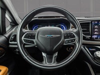 2021 Chrysler Pacifica Hybrid Pinnacle | Plug-In | Loaded | 2WD The 2021 Chrysler Pacifica Hybrid Pi... (image 9)