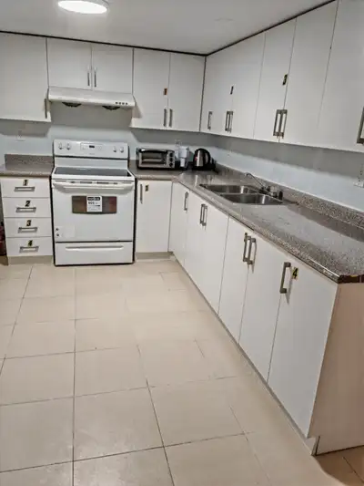 basement  one room for rent in Brampton
