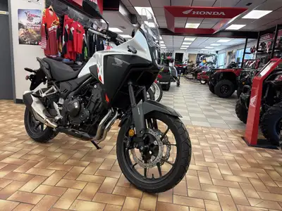 Honda NX500 Adventure Motorcycle Looking for your next great motorcycle adventure? The Honda NX500 i...