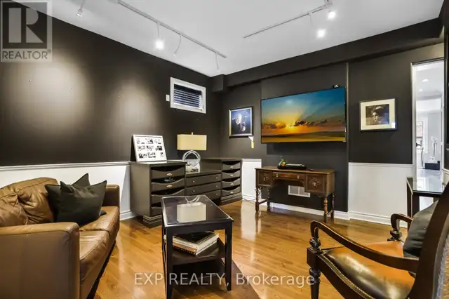 231 HIGHWAY #8 Hamilton (Stoney Creek), Ontario62864388589699124