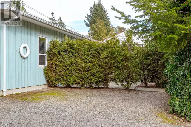 421 Quatsino Rd Qualicum Beach, British Columbia in Houses for Sale in Parksville / Qualicum Beach - Image 32