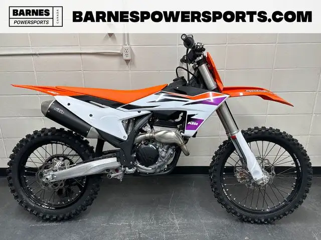 2024 KTM 250 SX-F in Dirt Bikes & Motocross in Calgary - Image 2