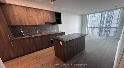 Price: $680,000 / $2,580/mo Welcome to Yorkville Luxury Condo Living! Most Prestige Downtown Living...