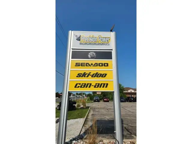 2025 Can-Am DEFENDER DPS HD9 2000.00 rebate in ATVs in Sarnia - Image 3