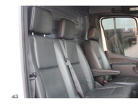 RARE FIND 4X4!!! 2019 MERCEDES SPRINTER 2500 -- 144 - HIGH ROOF -- 4X4!!! 3.0L V6 DIESEL ENGINE !!!... (image 8)