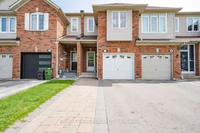 Price: $788,000 / $2,989/mo Welcome to Your Forever Family Home in the Heart of Scarborough! Discove...
