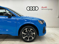 Get noticed in this eye catching Turbo Blue SUV! Treat yourself to the features you deserve in this... (image 5)