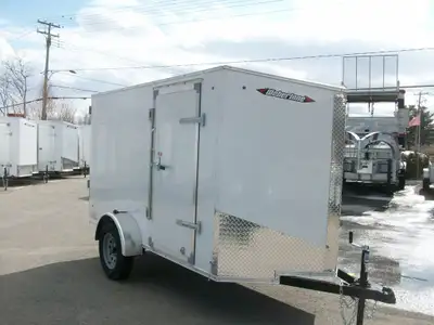 remorque neuve Weberlane 5' x 10' V-nose 1 essieux 3500lb. avec verin 66'' de haut interieur cote co...