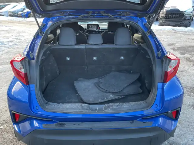 2019 Toyota C-HR in Cars & Trucks in Ottawa - Image 34