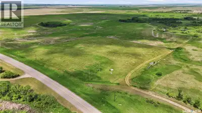 Have you been looking for an acreage and you just can’t find what you want? Build your own on this 1...