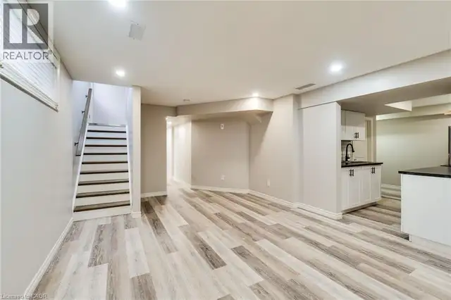 56 SMITH'S CREEK Drive New Hamburg, Ontario in Houses for Sale in Kitchener / Waterloo - Image 33