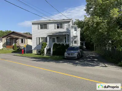 Merveilleuse opportunité d'investissement dans un secteur de choix. 35 500$ de revenus bruts avec po...