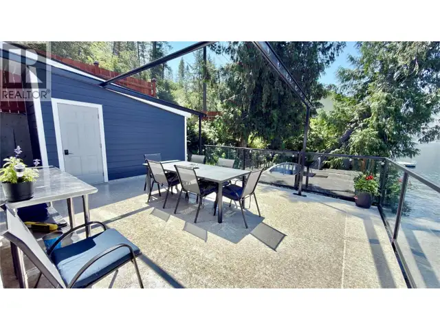 3109 East Lake Drive Christina Lake, British Columbia in Houses for Sale in Penticton - Image 16