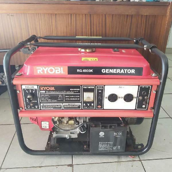 LOOKING FOR ANY FREE BROKEN GENERATORS in Other in Moncton