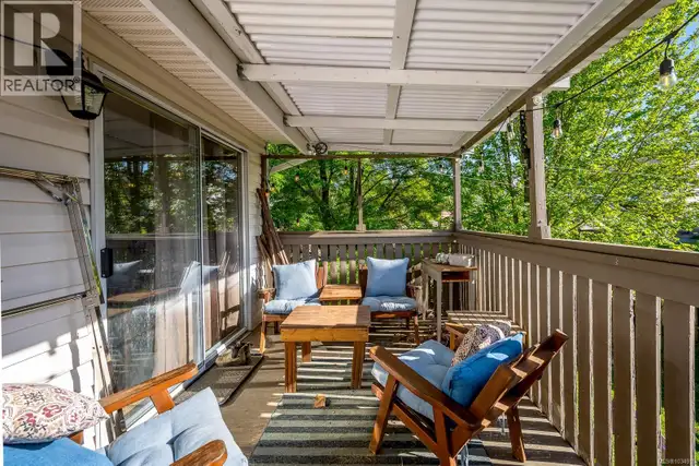 1507 Osprey Pl Courtenay, British Columbia in Houses for Sale in Comox / Courtenay / Cumberland - Image 11