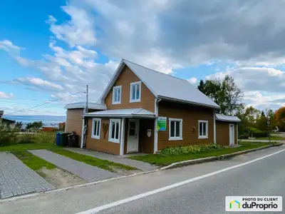 Chalet locatif à court terme avec vue sur le fleuve, tout inclus prêt à la location. Bienvenue à La...
