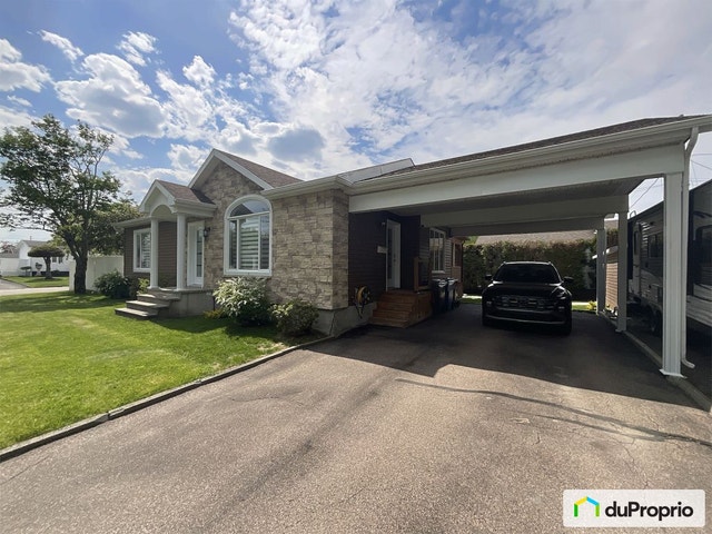 $435,000 - Bungalow for sale in Jonquière (Arvida) — photo 2