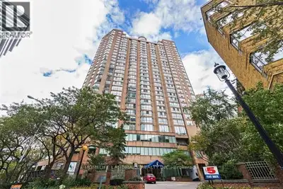 * SHARED ACCOMMODATIONS * Large Den For Lease In a Bright High Floor 1+1 Condo Unit; Den With Large...