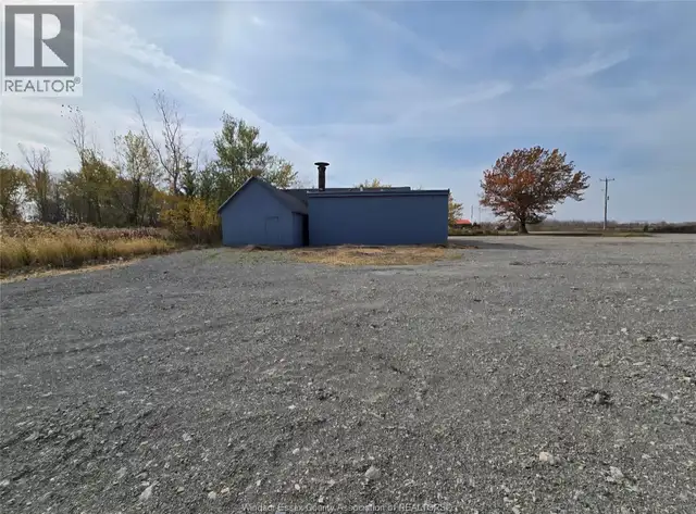 3692 WHEELER LINE Chatham-Kent, Ontario in Commercial & Office Space for Sale in Leamington - Image 3
