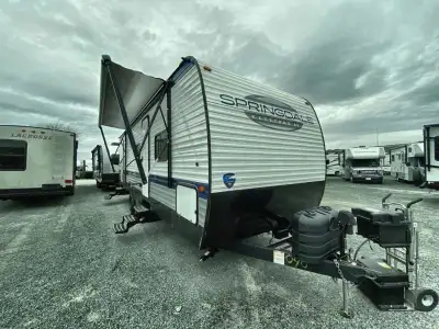 Keystone Springdale Classic travel trailer 261BHC highlights: Super Slide Out Extra Large Pantry Fro...