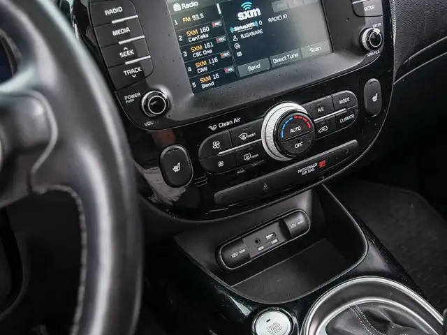 2019 Kia Soul EX PREM | Leather | Panoramic Sunroof in Cars & Trucks in London - Image 24