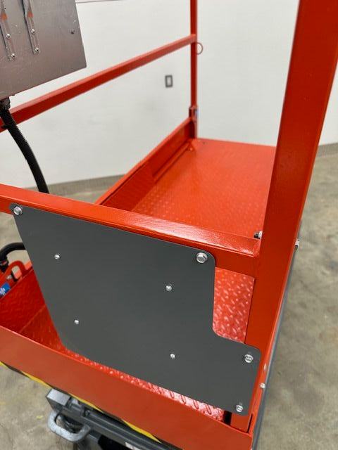 2017 Skyjack SJ3219 Electric Scissor Lift in Heavy Equipment in Hamilton - Image 3