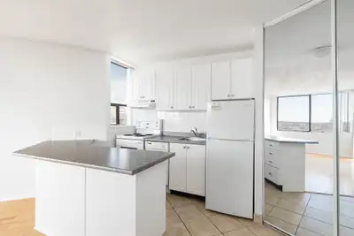 Nicola Place - 1 Bedroom Apartment for Rent