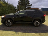 2021 Toyota RAV4 Trail 2.5L ALL MAINTENANCE UP TO DATE, and we have reconditioned the vehicle includ... (image 3)