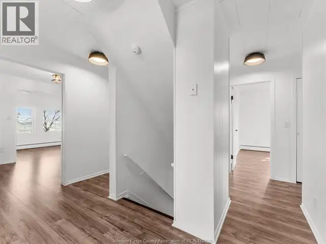 13050 RIVERSIDE DRIVE East Tecumseh, Ontario in Houses for Sale in Windsor Region - Image 24