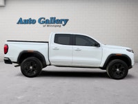 CLEAN CARFAX, BOLD STYLE MEETS REAL CAPABILITY Turbocharged 2.7L 4-Cylinder Engine | Eight-Speed Aut... (image 6)