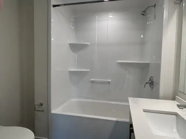 Wrap Around Deck; 2 bdrms+2 bthrm; SHIRAZ 50 + in Long Term Rentals in City of Halifax - Image 21