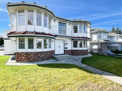 STILL AVAILABLE: Opportunity knocks with this corner R3 zoned property offering houseplex potential...