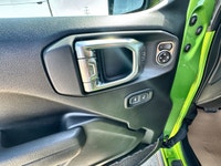 Federal Air Conditioning Excise Tax, FREIGHT, PDI, Holdback, Engine: 3.6L Pentastar Vvt V6 W/Ess, Tr... (image 7)
