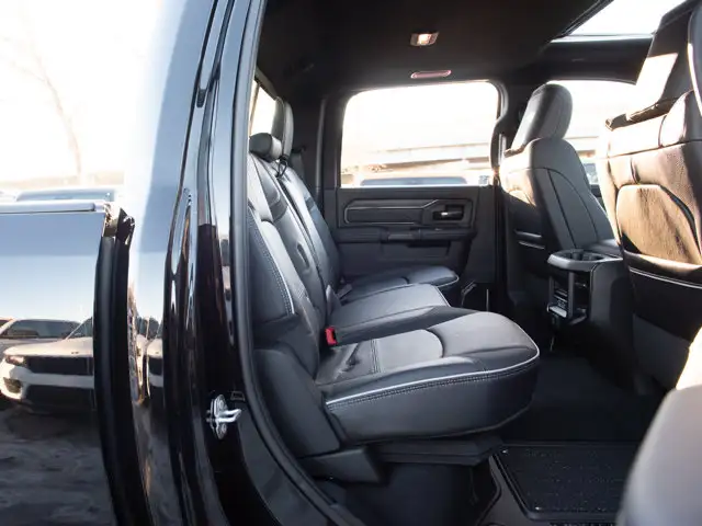 2026 Ram 3500 Limited* Crew Cab 4x4, 2 Inch Lift, 35 Inch | Cars ...